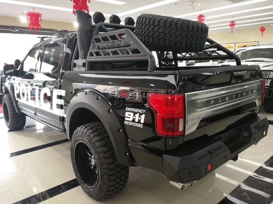 福特猛禽F150皮卡改装显大而气派的感觉