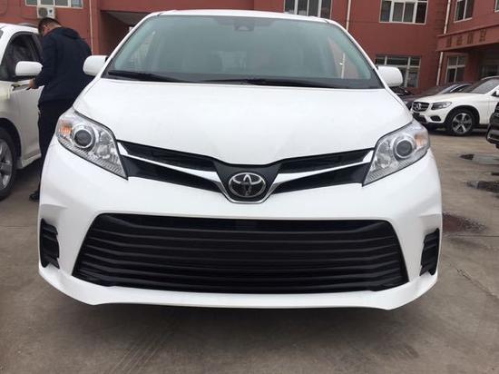 18款丰田塞纳3.5商务MPV现车价格优惠中