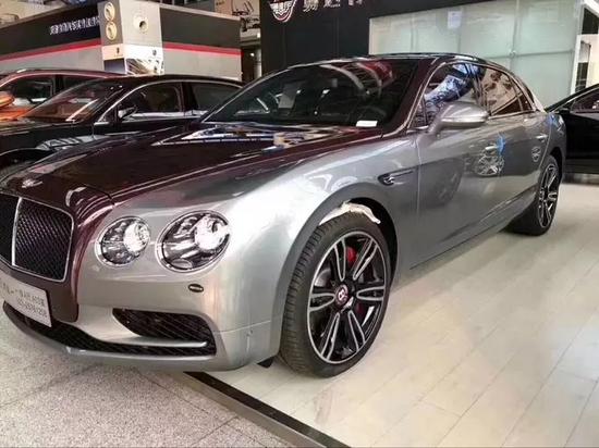 2018款宾利飞驰V8S津门特价销售现车颜色