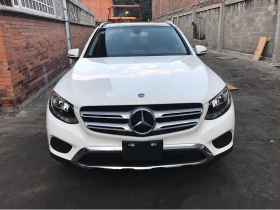 2018款奔驰GLC300配置现车天津最低价格