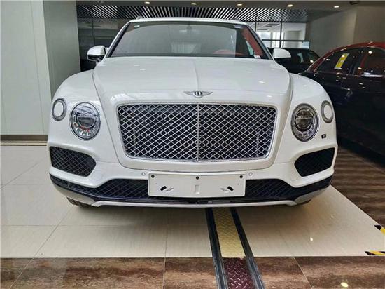 2018款宾利添越4.0 大批量现车优惠到店