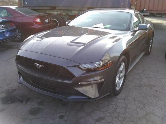 18款福特野马 时代超跑娇子不羁运动气息