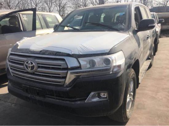 18款丰田酷路泽5700中东版港口最新行情