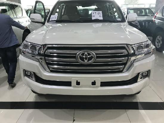 2017款丰田酷路泽中东4000价格配置介绍