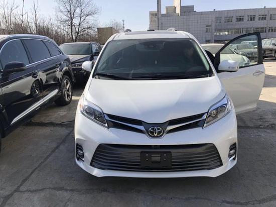 18款丰田塞纳四驱顶配LTD现车商务小霸王