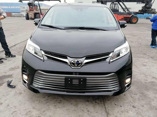 18款丰田塞纳经典商务港口现车低价热卖
