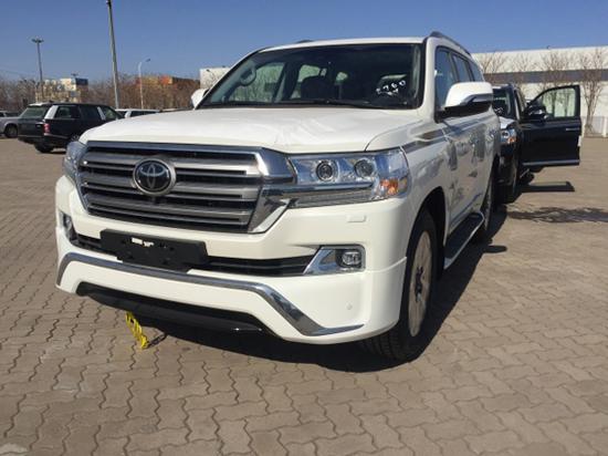 18款酷路泽5700陆巡5.7外地可分期可上牌