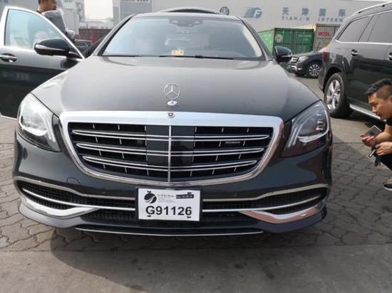18款奔驰迈巴赫S560美规现车手续随车