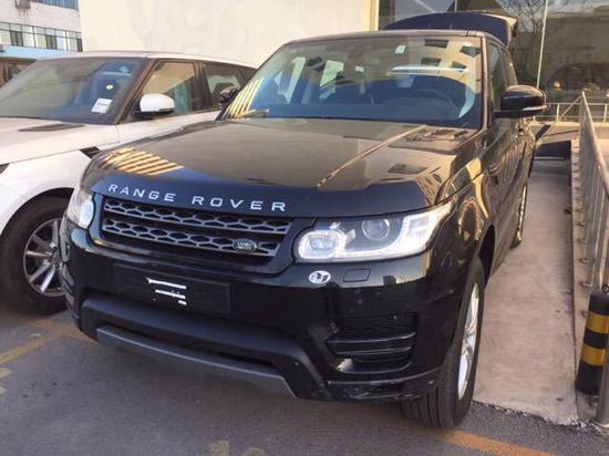 2018款路虎揽胜运动3.0汽油提供4款车型