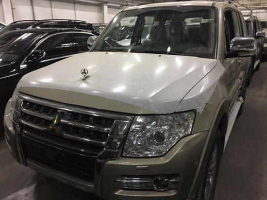 18款三菱帕杰罗越野勇士 现车颜色多选