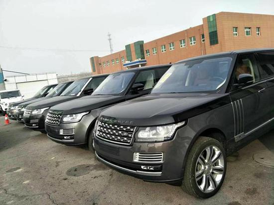 最新款路虎揽胜5.0巅峰SV创世加长版高端