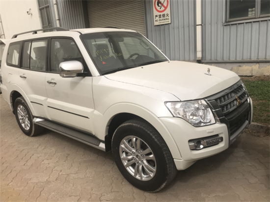 18款三菱帕杰罗V97越野 报价34.5万待嫁