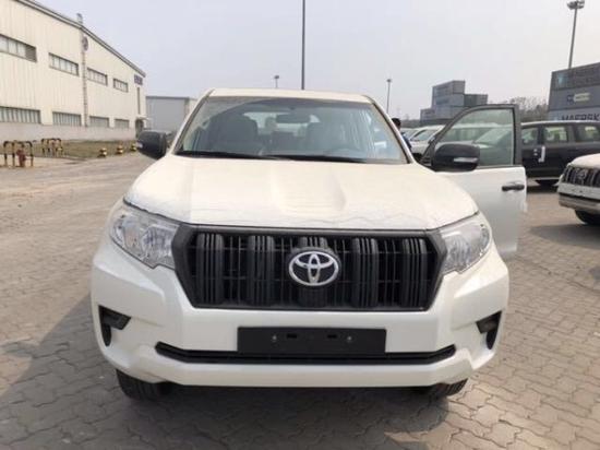 18新款中东丰田霸道2700 一款性价比神车