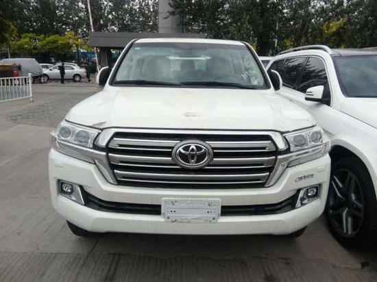 2017款丰田酷路泽4000彰显魄力和风范