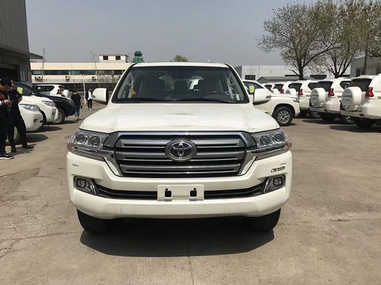 18款酷路泽4000 大灯清洗版限时两台钜惠