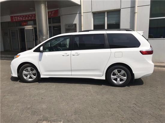 丰田塞纳商务MPV价格豪降 看的直流口水