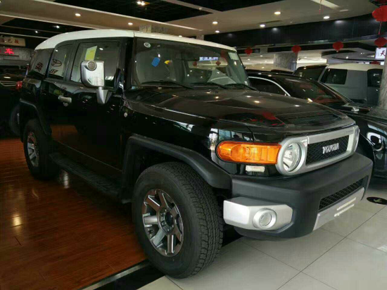 17款丰田FJ酷路泽 粗犷和自由的赞歌