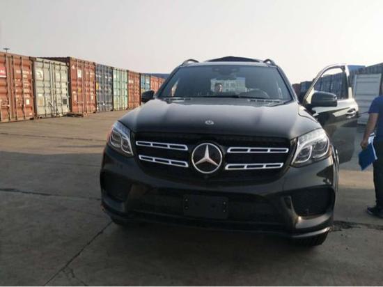 18款奔驰GLS550配置解析最新行情多少钱