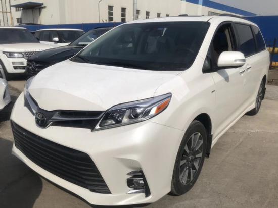 18全新丰田塞纳 商务性价比之王实至名归