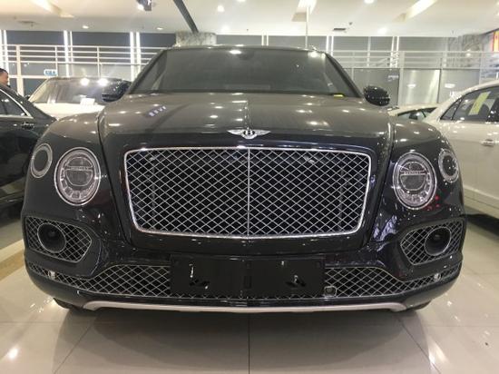 18款宾利添越4.0T 奢华SUV汽油柴油在售