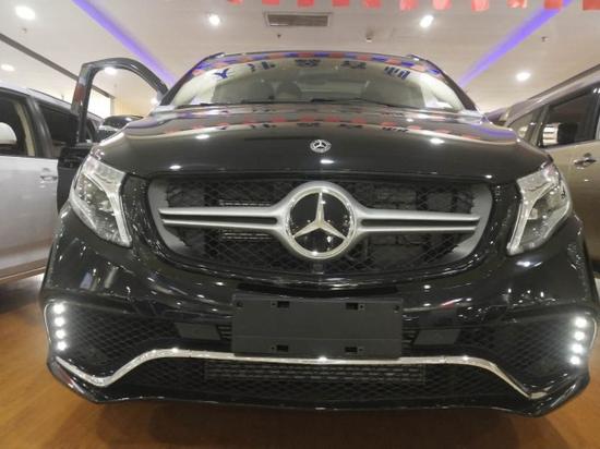 18款奔驰商务V620 升级版的移动办公室