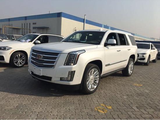 18款凯迪拉克凯雷德短轴适合男人审美观