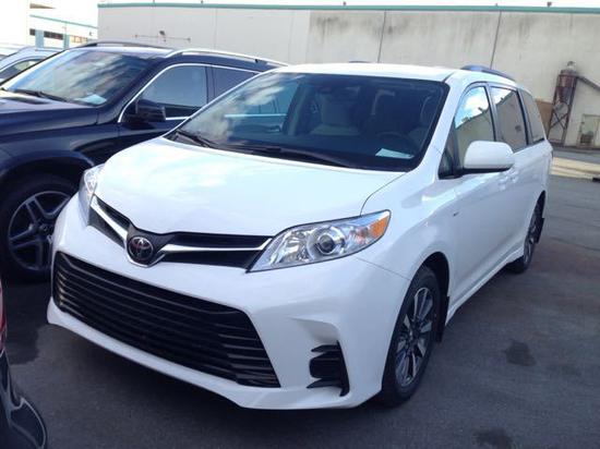 多功能商务用车进口加版丰田塞纳可分期