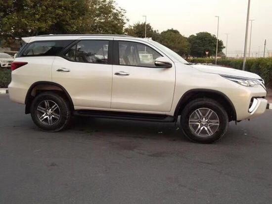 18款丰田穿越者2.7报价分期价格港口批发