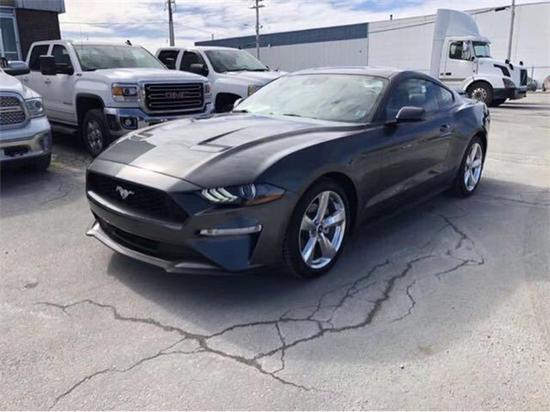 18款福特野马P版2.3T偶像级跑车亲民价格