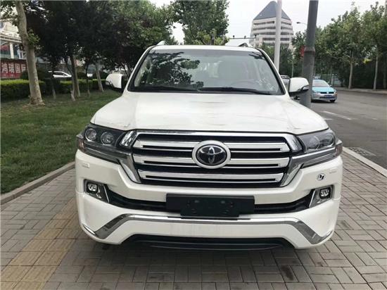 18款丰田酷路泽4000大灯清洗版最新报价