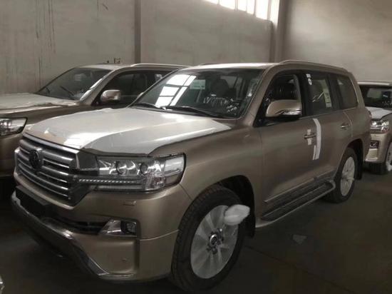 尊贵陆巡18款酷路泽5700 惊喜特惠售全国