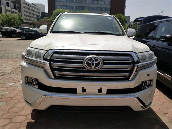 2018款丰田酷路泽4000 可优惠1~2万不等