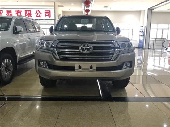 18款丰田酷路泽5700顶级越野带底盘升降