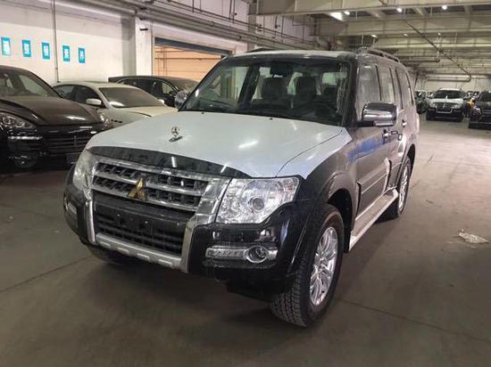 18款中东版三菱帕杰罗V97 驾驶体验