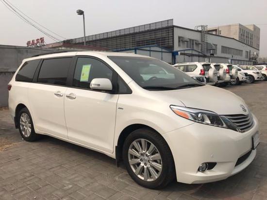 18款丰田塞纳 超级商务 出游好伙伴