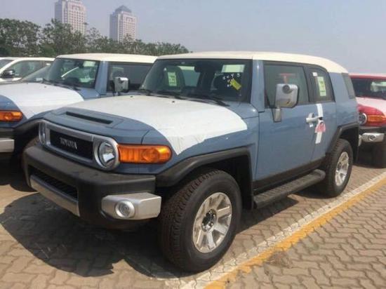 17款丰田FJ酷路泽 平行进口超低价提车