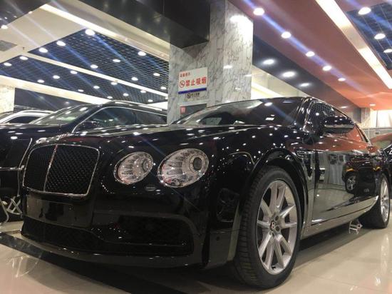 2018款宾利飞驰V8轿跑 展翅飞翔爆惠降税