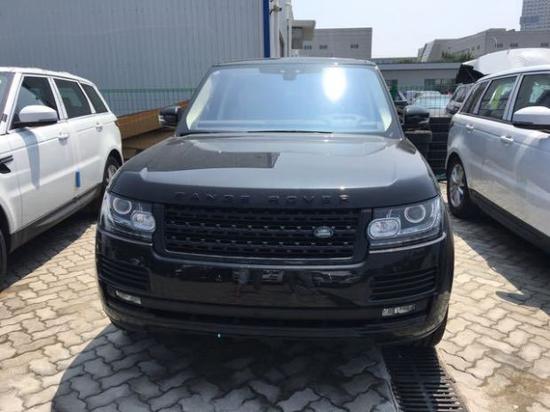 17款路虎揽胜创世3.0T短轴汽油版对比18