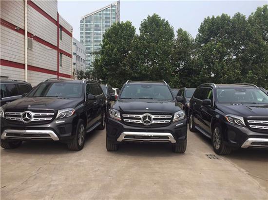 18款奔驰gls450加版AMG 舒适越野兼备