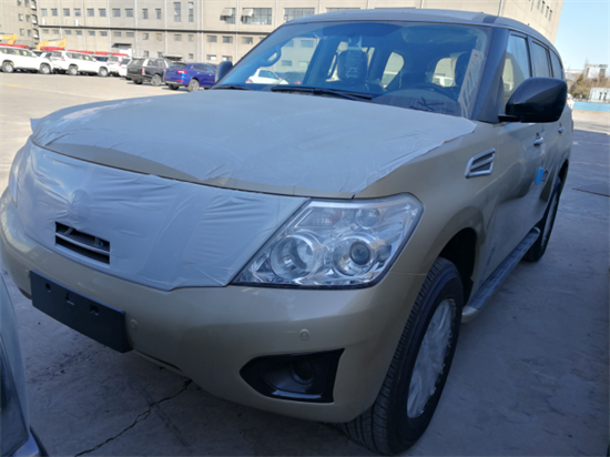 18款低配日产途乐4.0XE 优惠报价送装饰