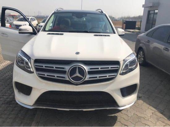 2018款奔驰gls450现车 走遍全国红地毯