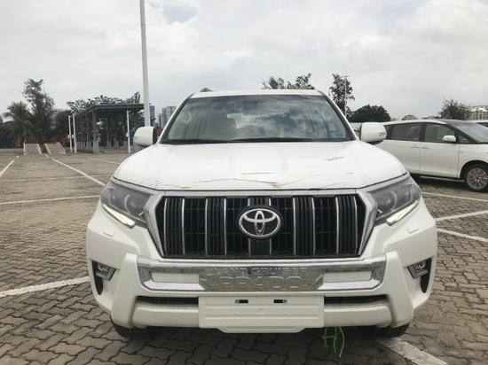 18款霸道4000天窗遥启版降税后价格配置