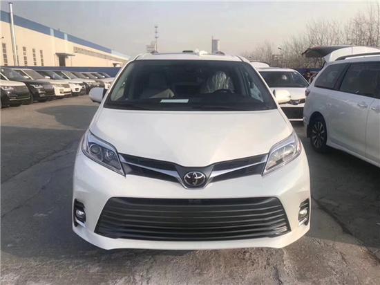 18款丰田塞纳配置参数解析 天津报价特惠