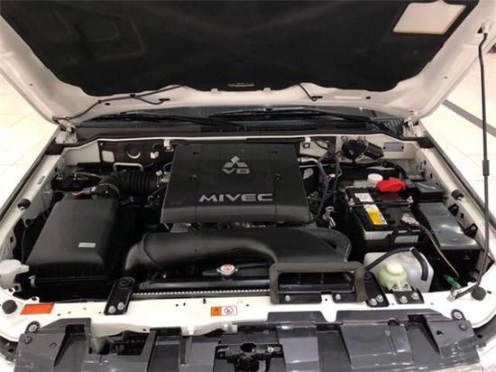 2018款三菱帕杰罗V97调税大放送 直降5万