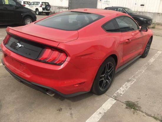 2018款福特野马2.3T满足你的平民跑车梦