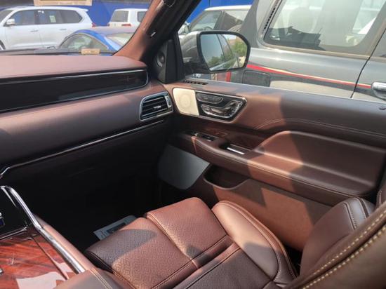 2018款林肯领航员豪华SUV现车 市场最新价5