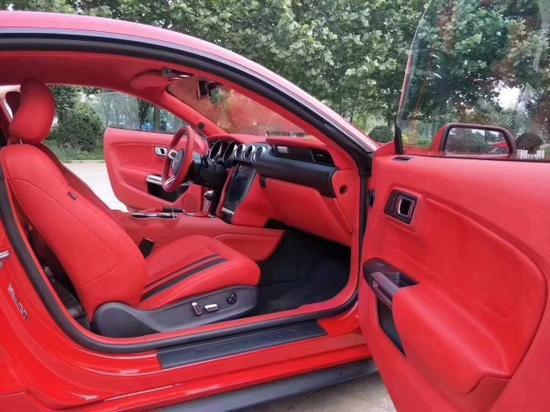 福特野马平民跑车来袭 把妹神器降税价格