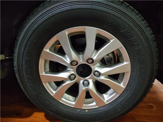 丰田兰德酷路泽4000大灯清洗版 优惠促销