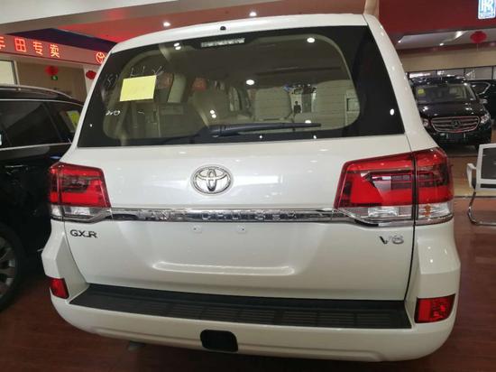 2018款酷路泽4000大灯清洗版近日促销中