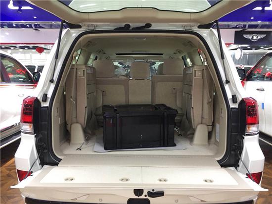 18款4.6酷路泽，自家展位现车，绝无中间f